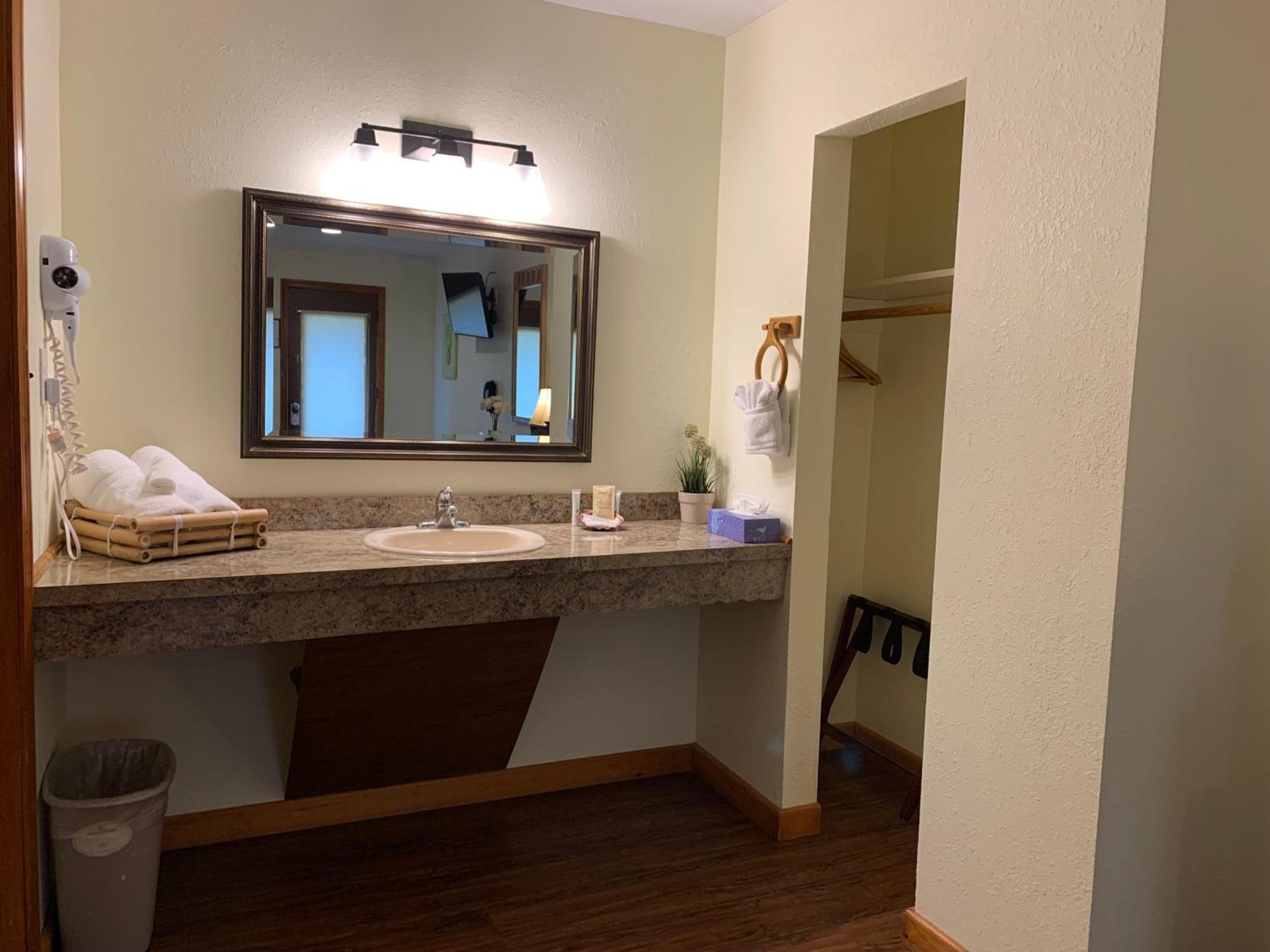 Cape Pines Motel Бакстон Екстер'єр фото