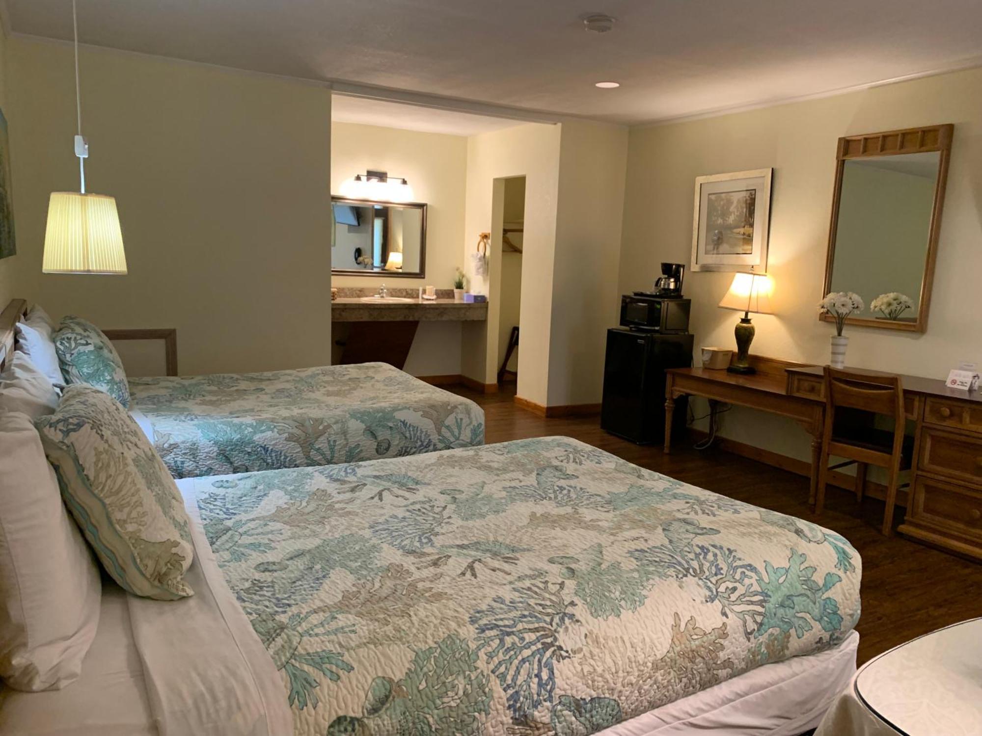 Cape Pines Motel Бакстон Екстер'єр фото