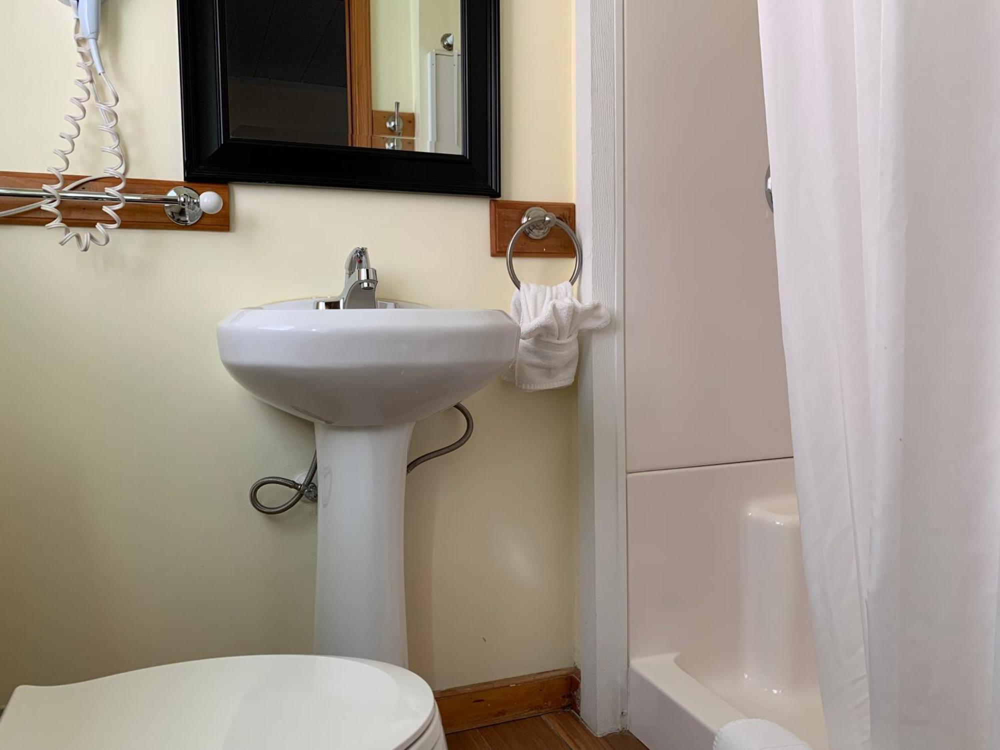 Cape Pines Motel Бакстон Екстер'єр фото